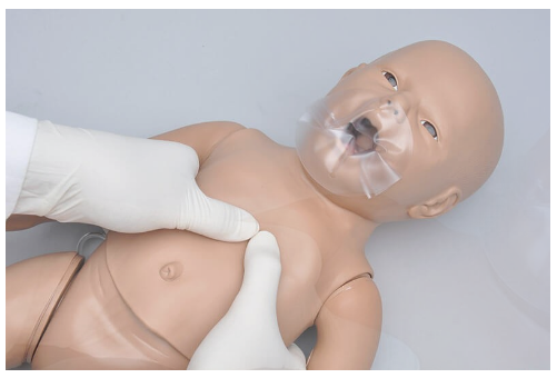 (S103) SUSIE SIMON&reg; - NEWBORN CPR SIMULATOR 
